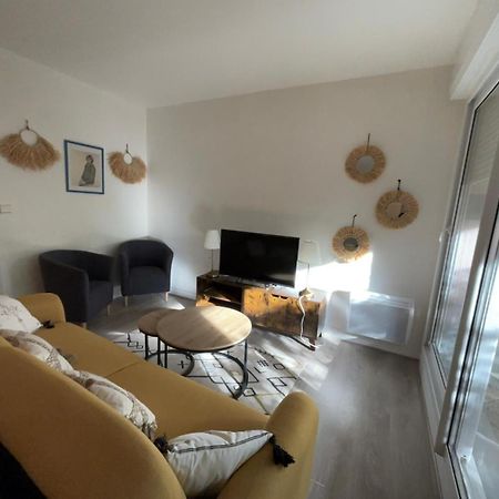 Appartement En Centre Ville Avec Cour Face Au Parc Pasteur オルレアン エクステリア 写真
