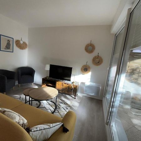 Appartement En Centre Ville Avec Cour Face Au Parc Pasteur オルレアン エクステリア 写真